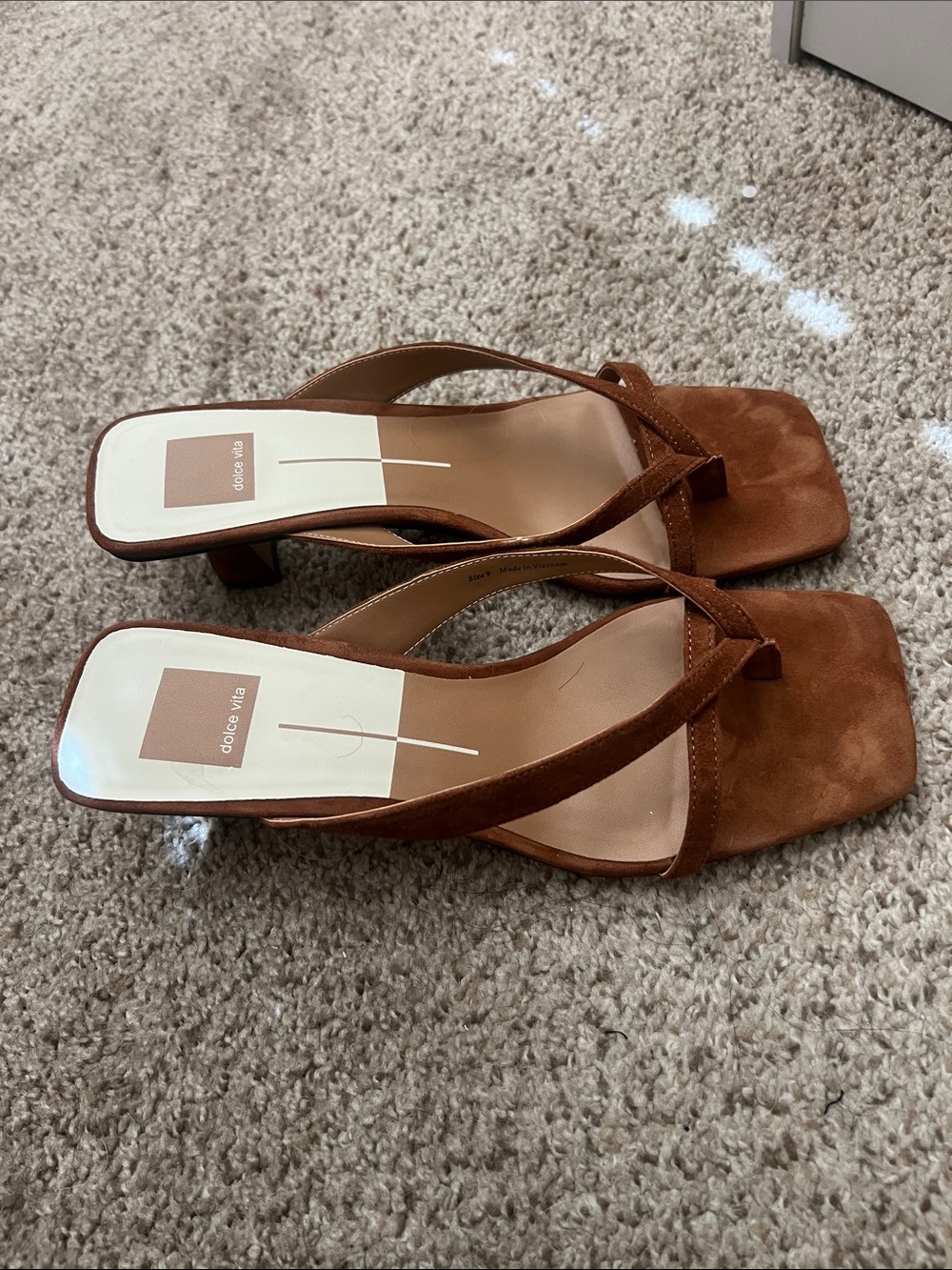 Dolce Vita Rust Brown Suede Square-Toe Thong Mules - Picture 1 of 1